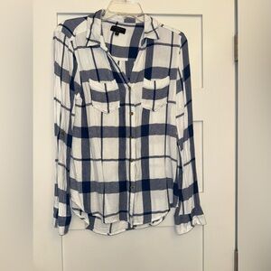 Tinsel Small Navy and White Checkered Shirt Plaid Button Long Sleeve Blouse